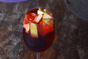A jarra de sangria de um litro sai por R$ 59