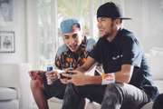 A música em que MC Guimê contou com a parceria de Neymar, País do futebol, foi lançada em 2013