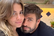 Piqué publica foto com Clara Chía e assume o romance pelas redes sociais