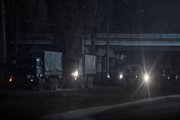 Tanques militares russos e veículos blindados avançam em Donetsk, Ucrânia