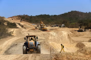 Obra da GO-230 foi retomada recentemente