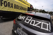 Carreata contra o presidente Jair Bolsonaro e o ministro da saúde, Eduardo Pazuello, organizada pelo MBL e pelo movimento Vem Pra Rua 