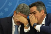 Arthur Lira (PP) em conversa com Ciro Nogueira, ministro no governo Bolsonaro