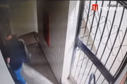 Com a vítima na mala, Daniel subiu dois andares de escada