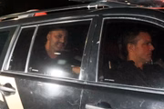 Deputado Daniel Silveira chegou sorrindo à Polícia Federal no Rio de Janeiro, após ser preso