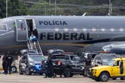 O avião da PF com os três presos pousou em Brasília às 15h52