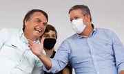 Jair Bolsonaro e Arthur Lira durante agenda em Alagoas