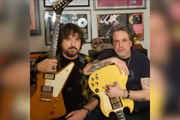Thiago Castanho e Marco Britto, ex-integrantes da formação original da banda Charlie Brown Jr.