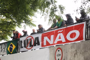 Faixa contra a eleição de Lula em São Paulo