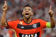 Léo Moura jogou no Flamengo por cerca de 10 anos