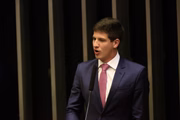 O deputado federal João H Campos (PSD- PE) votou a favor da retirada do texto da Previdência 