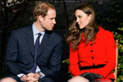 O casal tem três filhos, George, Charlotte e Louis