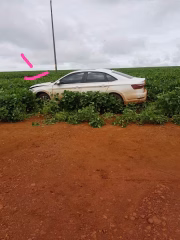 Homem fugiu no carro da vítima e acabou se matando após ser alcançado pela polícia de Goiás