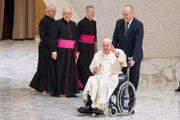 O papa Francisco participou da audiência geral semanal no Vaticano, em 12 de fevereiro de 2025. Foi seu último evento público