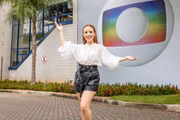 Larissa Manoela também vai ter que esperar até ano que vem para estrear na Globo