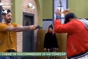 A confusão na sede gerou uma briga de comida