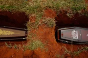 Goiás viveu o colapso do sistema da saúde e do setor funerário entre março e abril de 2021