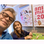 Ella tem 8 anos 