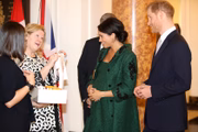 Meghan e Harry ganharam presentes para o primogênito