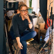 Vencedora do prêmio Emmy, Tatiana Issa dirige a série sobre Daniella Perez