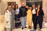Silvio Santos e as seis filhas no Dia dos Pais