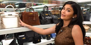 Recentemente, mostrou seu closet de bolsas de grife