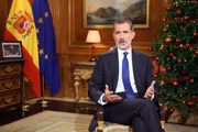 Com a abdicação do rei Ruan Carlos I, quem assumiu o trono foi Felipe de Bórbon, atual soberano da Espanha