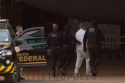 O ex-bombeiro Maxwell Simões Correa, conhecido como Suel, foi transferido do Rio de Janeiro para a Penitenciária Federal de Brasília
