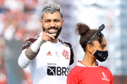 Gabigol antes de a partida começar