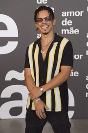 <b>Vapor (Dhonata Augusto):</b> Comparsa de Kátia (Vera Holtz) e Marconi (Douglas Silva) <b>Vapor (Dhonata Augusto):</b> Comparsa de Kátia (Vera Holtz) e Marconi (Douglas Silva)
