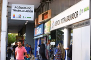 Neste ano, serão realizados os pagamentos do abono salarial referente ao ano-base 2020. Têm direito ao abono salarial cerca de 23 milhões de trabalhadores -- 22 milhões recebem o PIS e 1 milhão recebem o Pasep. O total pago é de R$ 21,82 bilhões