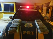 Droga que estava em carro que se envolveu em acidente em Goiás
