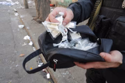 A Polícia Civil encontrou outras drogas em uma nécessaire