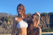 Pedro Scooby e Cintia Dicker já moram juntos em Portugal