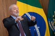 Governo Lula vai comprar medicamentos antidepressivos e antipsicóticos para a Presidência