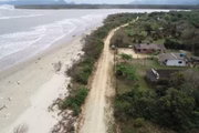 Praias de cidades do litoral ficam impróprias para banho após o Natal