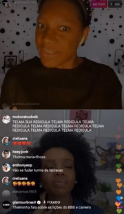 Thelma Assis, campeã do BBB20, fazia uma live com a Glamuor quando foi vítima de ataques racistas