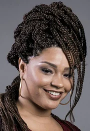 Juliana Alves saiu do BBB para as novelas da Globo. Ela participou da terceira edição do reality e estreou como atriz em Chocolate com Pimenta (2003). Também já atuou no cinema e seu último trabalho na TV foi o de vilã na novela Salve-se Quem Puder (2020)