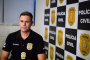 O adulto foi preso nessa quinta (28/12). O filho dele, de 17 anos, está foragido