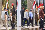 Foram instalados toldos para que os militares que fizeram os papéis de Bolsonaro e Michelle desembarcassem na sede da diplomacia federal