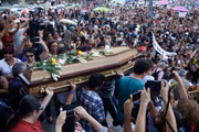 Dias antes de ser morta, Marielle havia denunciado a atuação de policiais do 41º Batalhão do Acari. A política também havia sido indicada como relatora na comissão criada para acompanhar a intervenção federal no RJ
