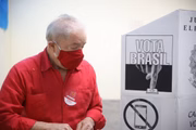 Ex-presidente Lula vota em São Bernardo do Campo-SP, nas eleições de 2020