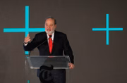 6º - Carlos Slim Hanu, da Telecom