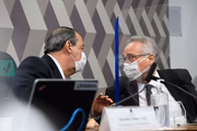 Presidente da CPI da Covid-19, Omar Aziz, e o relator Renan Calheiros