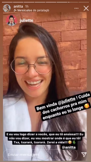 Anitta repostou os Stories de Juliette, pedindo que ela cuide bem de seus cachorros