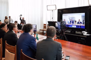 Bolsonaro se reúne com presidente da Argentina, Alberto Fernández, por videoconferência 