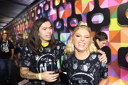 A loira caiu na risada depois