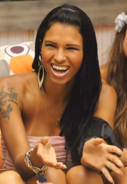 Ariadna Arantes esteve no BBB11, mas foi a primeira eliminada da edição