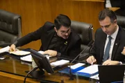 Presidente do Senado Rodrigo Pacheco e o senador Marcos do Val (Podemos-ES),