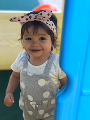 Bela, 2 anos
